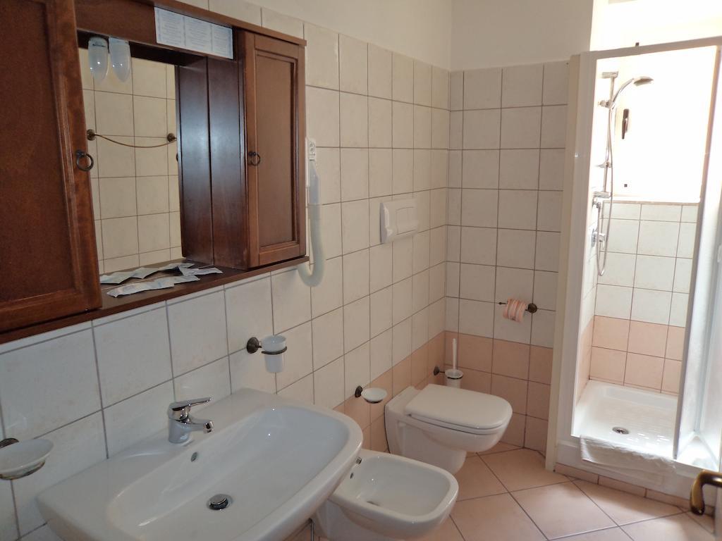 Albergo Hotel Tirreno Marina di Camerota Habitación foto
