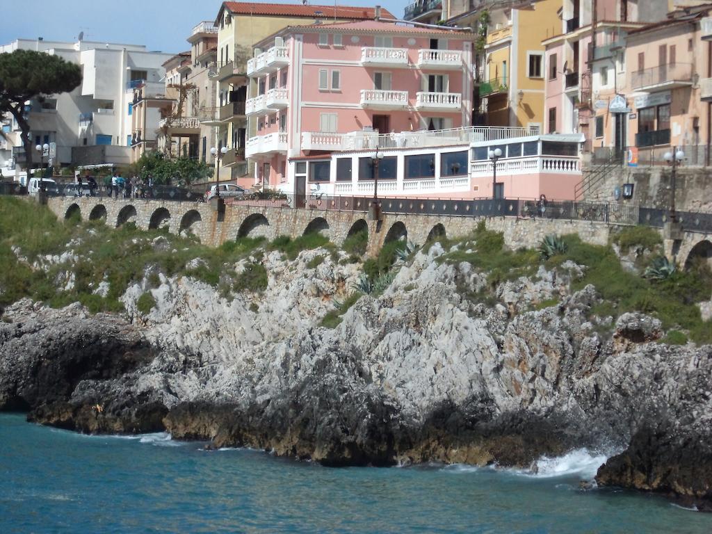 Albergo Hotel Tirreno Marina di Camerota Exterior foto