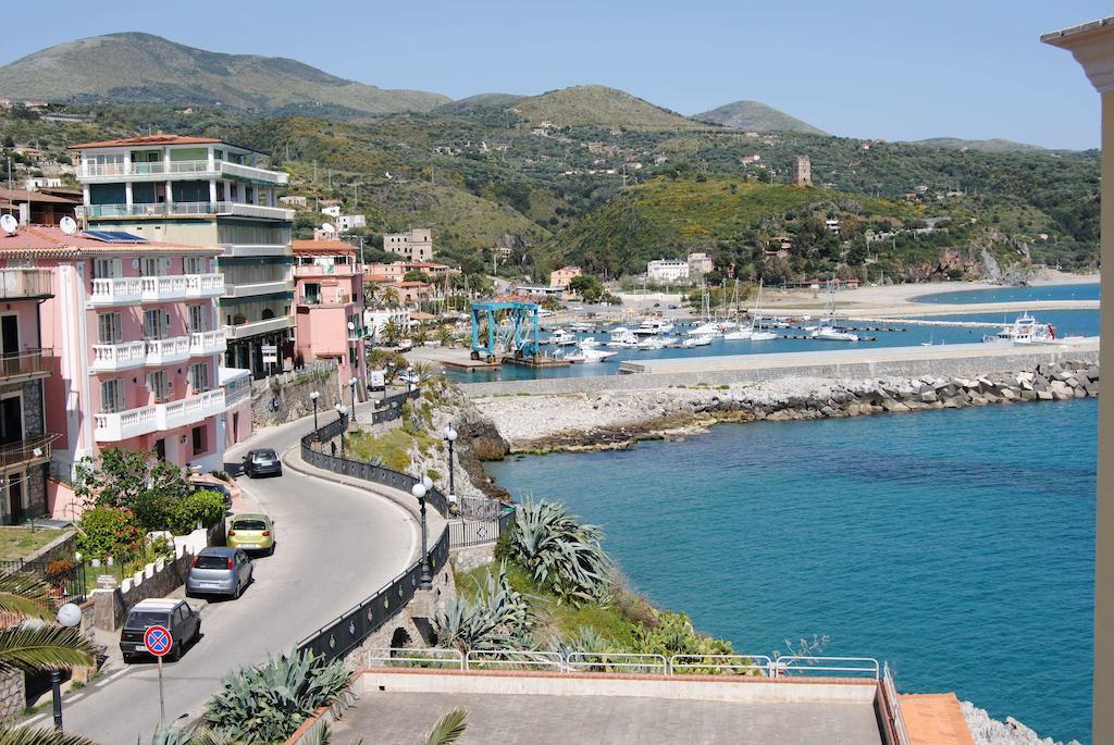 Albergo Hotel Tirreno Marina di Camerota Exterior foto